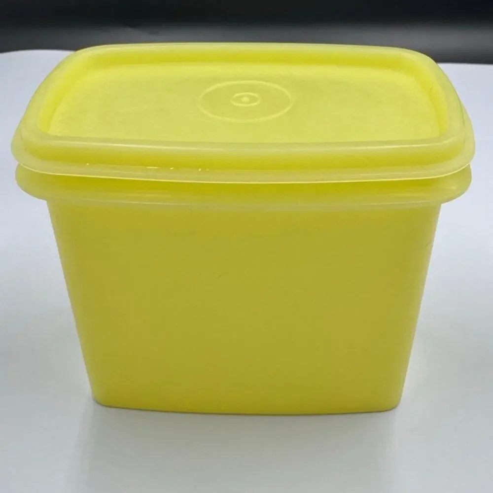 Vintage 70s Tupperware Shelf Saver 1243-2 Yellow Base + Lid Retro Kitchen